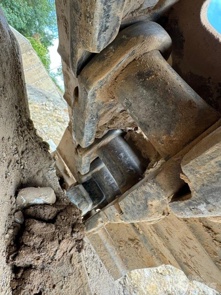 Volvo ECR 235 C L Excavadoras de cadenas