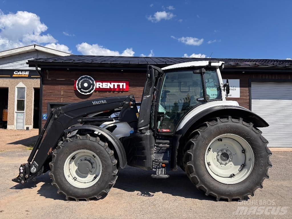 Valtra T 145 Active Tractores
