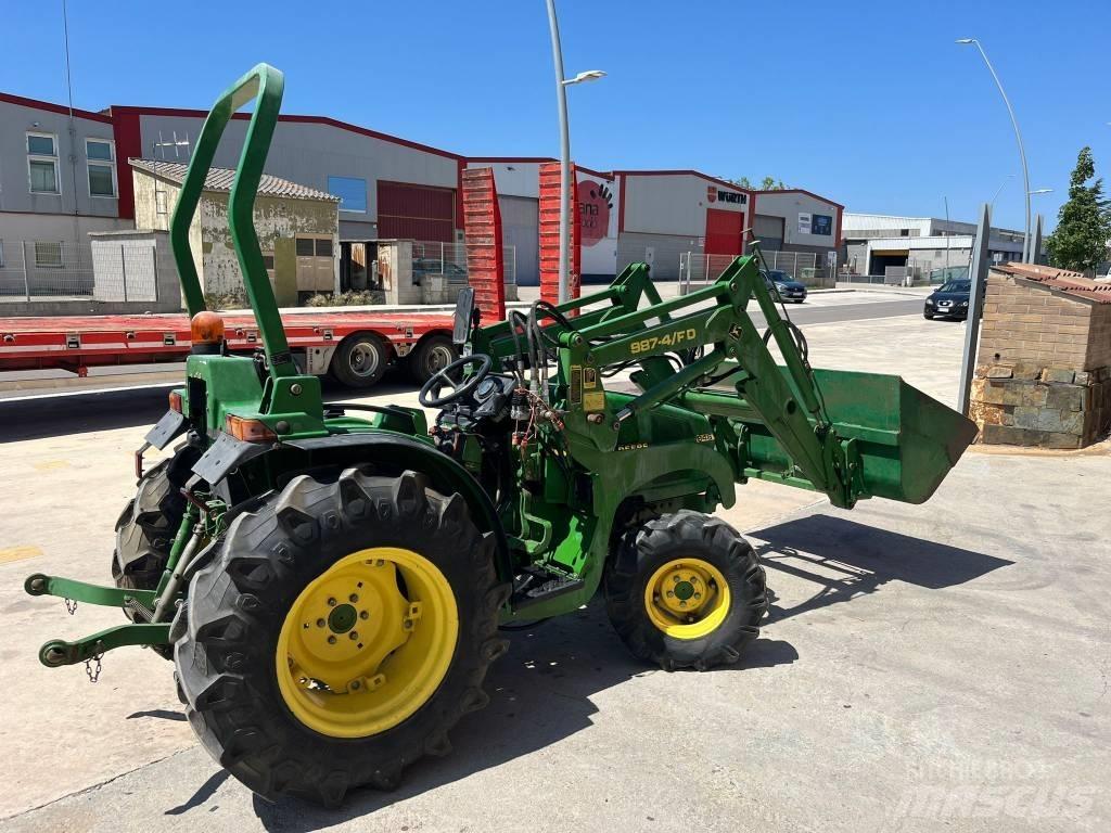 John Deere 946 Tractores