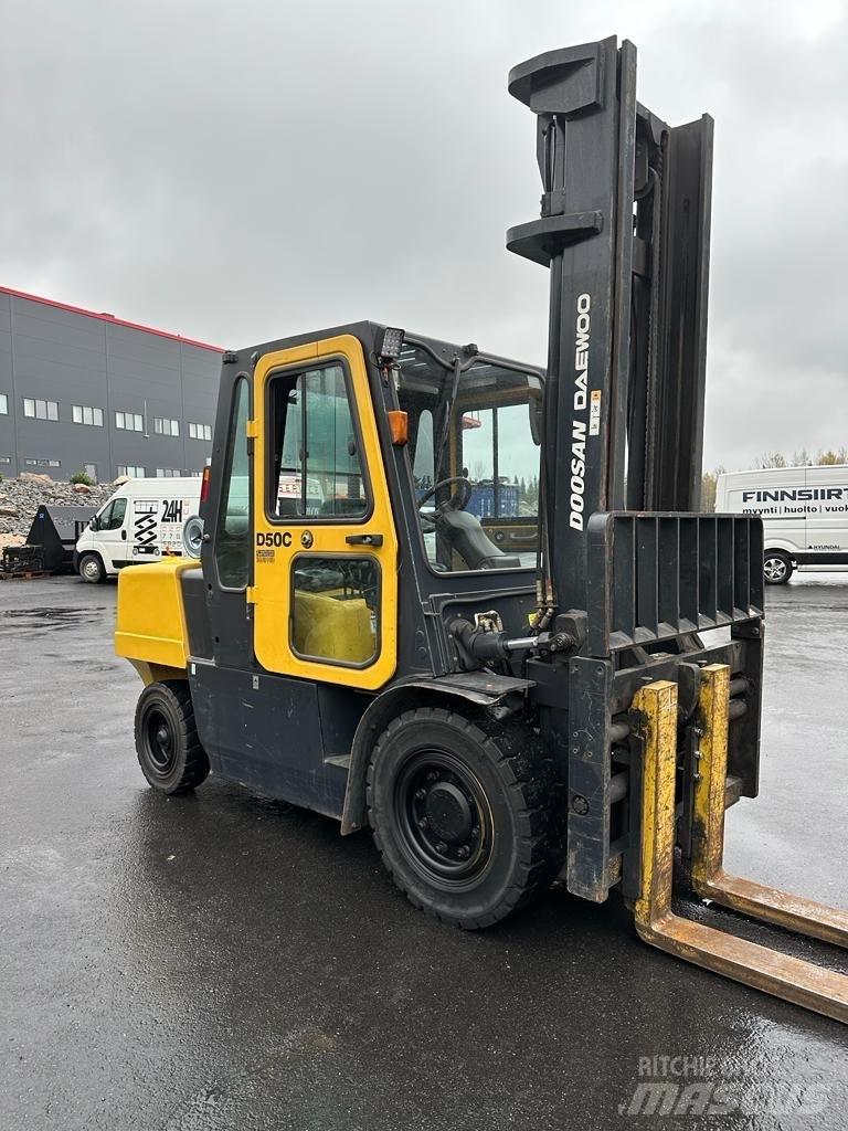 Doosan Daewoo D50-C2 Carretillas diesel