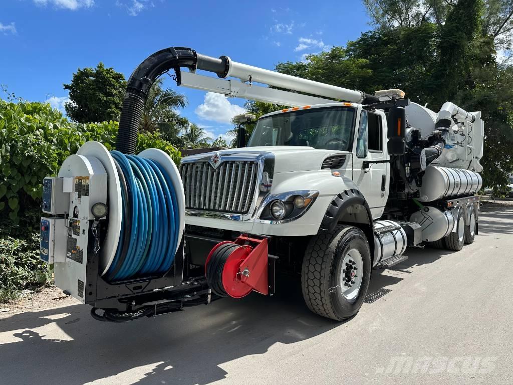 International 7600 Camiones aspiradores/combi