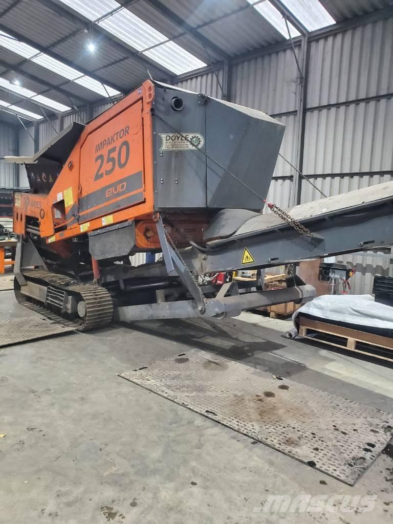 Arjes 250 Evo Trituradoras móviles