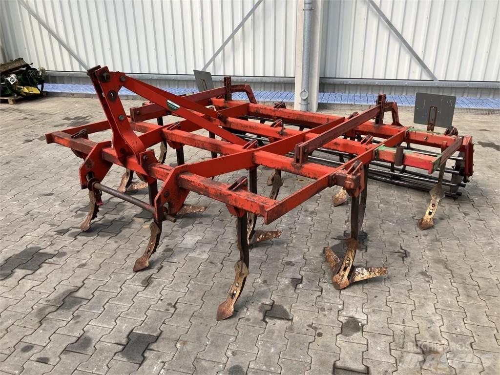 Becker Grubber 3m Cultivadores