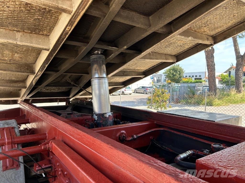 Iveco 120E18K Camiones plataforma