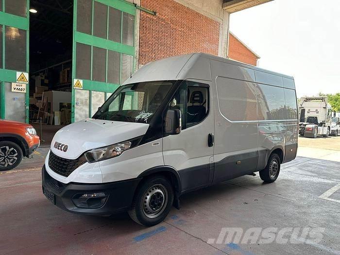 Iveco 35S16 Furgonetas /Furgón