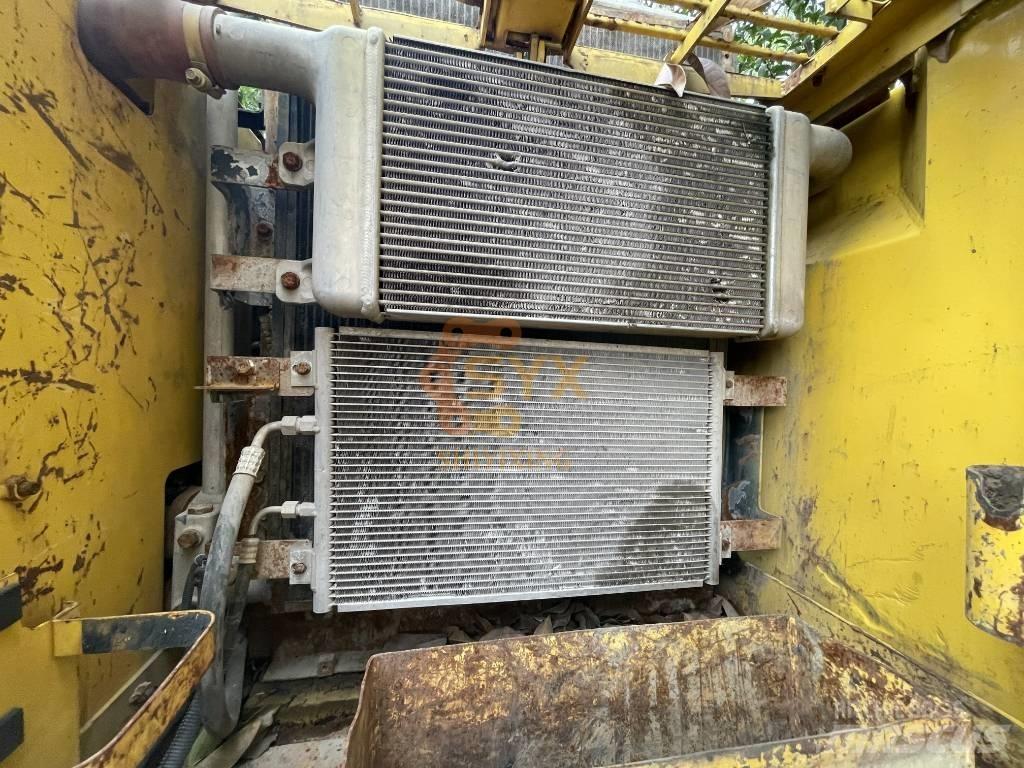 Komatsu PC 220-7 Excavadoras de cadenas