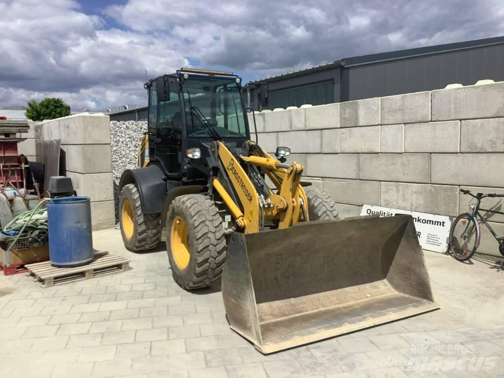 Komatsu WA100M-8 Cargadoras sobre ruedas