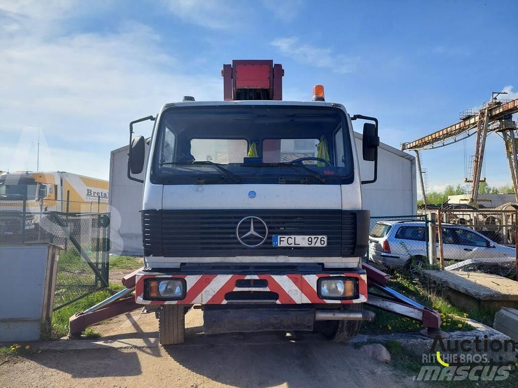 Mercedes-Benz 1417 Plataformas sobre camión