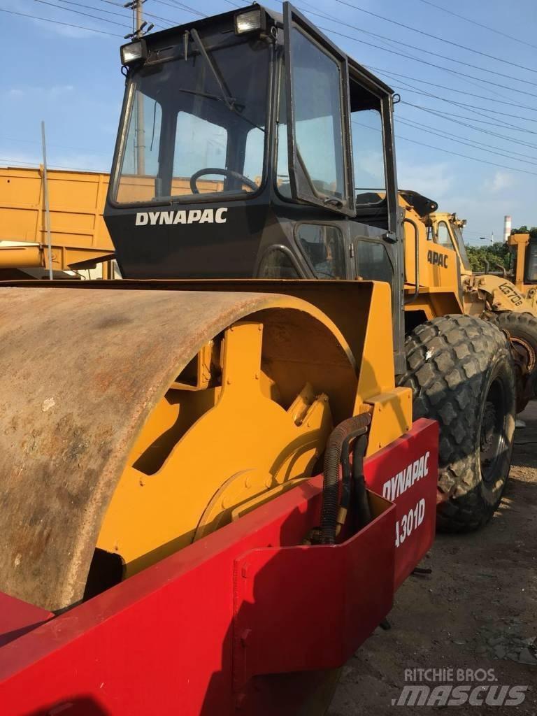 Dynapac CA 301 D Rodillos de un solo tambor