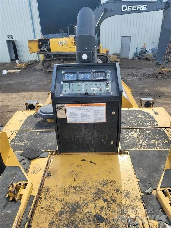 CAT AP-655C Asfaltadoras