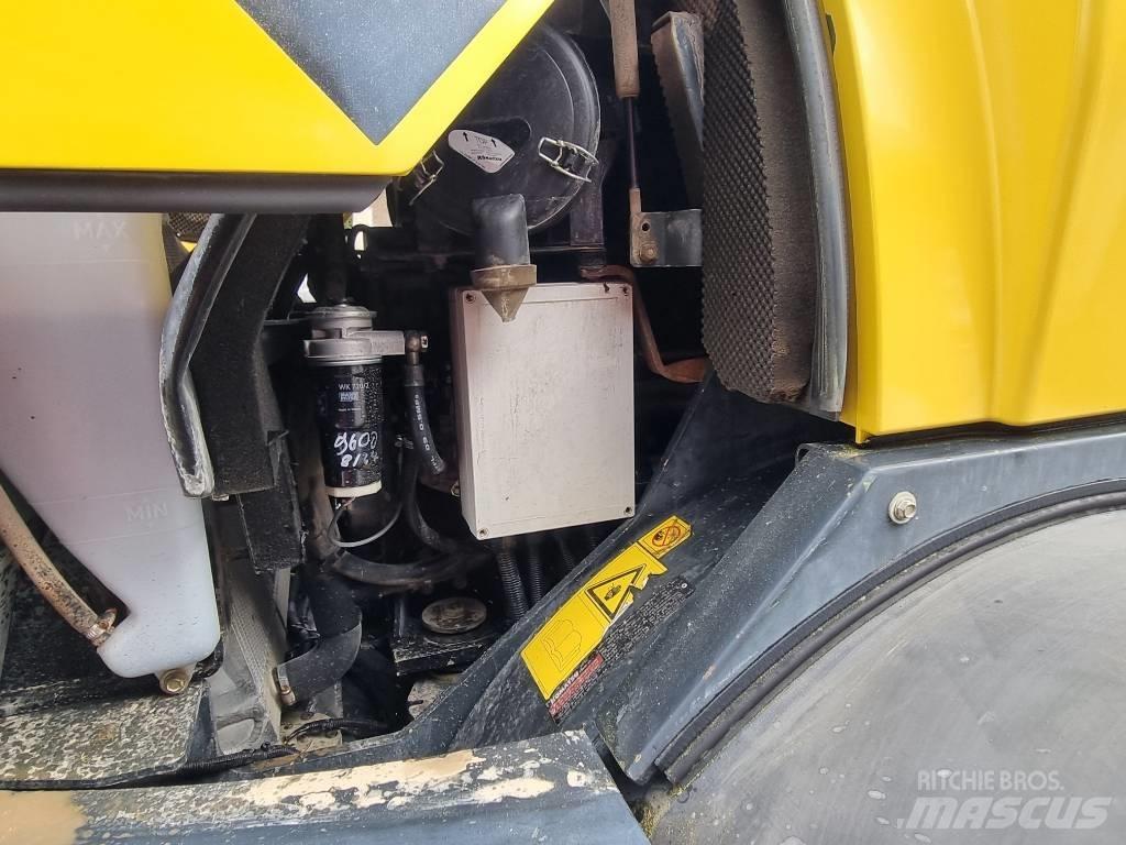 Komatsu WA 80-5 Cargadoras sobre ruedas