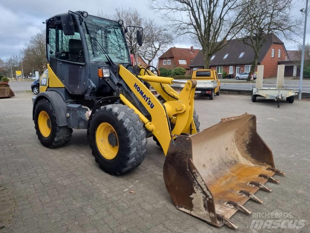 Komatsu WA 80-5 Cargadoras sobre ruedas