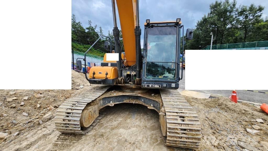 Hyundai HX 220 Excavadoras de cadenas
