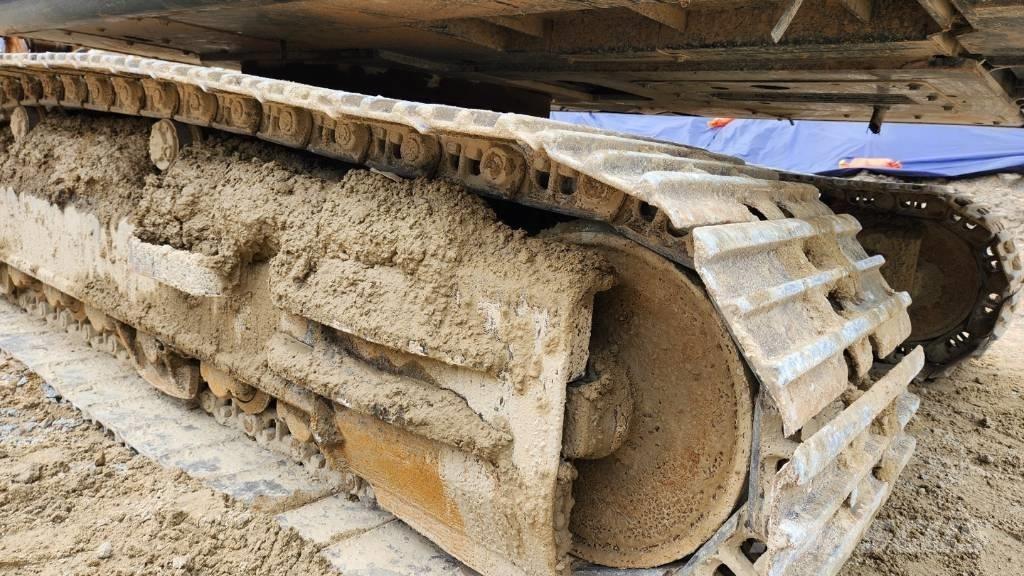 Hyundai HX 220 Excavadoras de cadenas