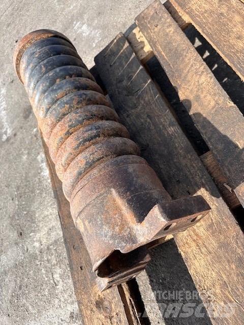 CAT 325 C NAPINACZ Cadenas, orugas y chasis