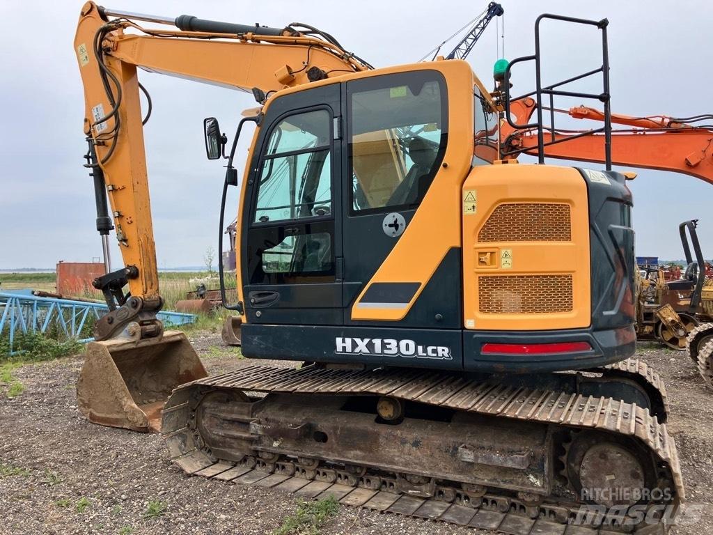 Hyundai HX 130 LCR Excavadoras de cadenas
