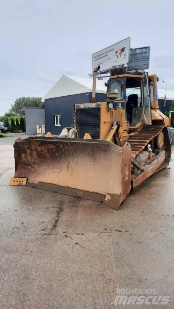 CAT D 6 M XL Buldozer sobre oruga