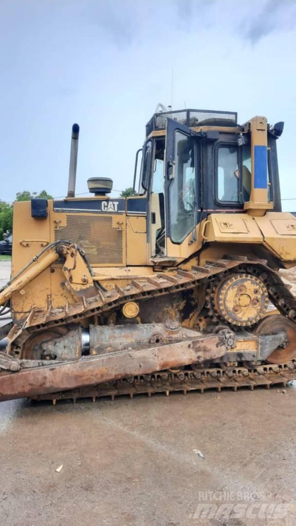 CAT D 6 M XL Buldozer sobre oruga
