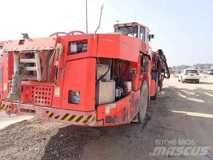 Sandvik DT821 C Perforadoras de superficie