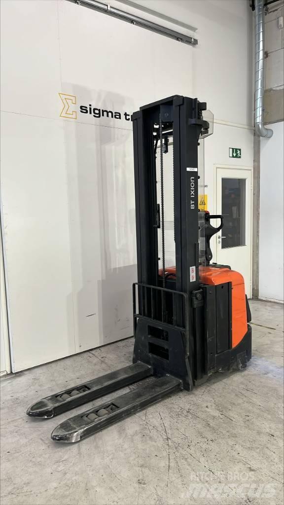BT SPE 160 L Apiladores eléctricos autopropulsados