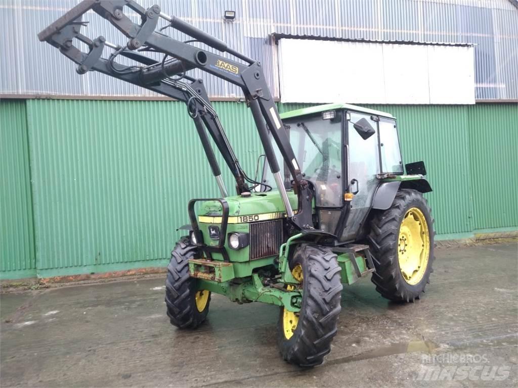 John Deere 1850 Tractores