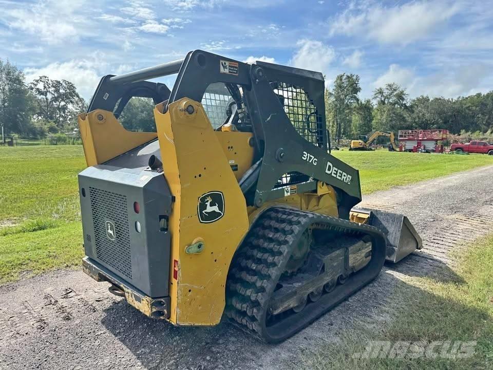 John Deere 317G Minicargadoras
