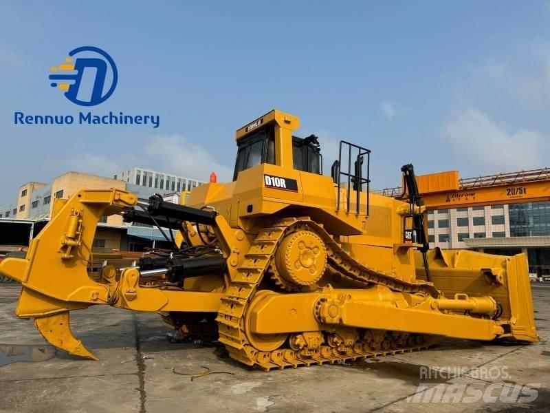 CAT D 10 R Buldozer sobre oruga