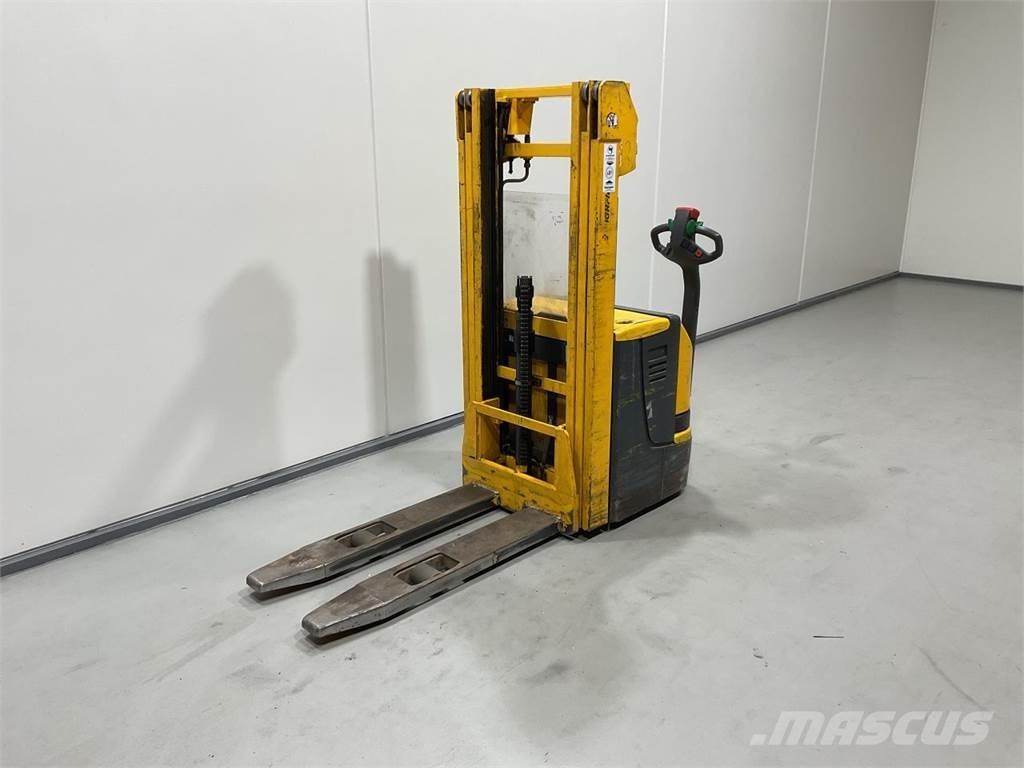 Jungheinrich EJC12 Apiladores eléctricos autopropulsados