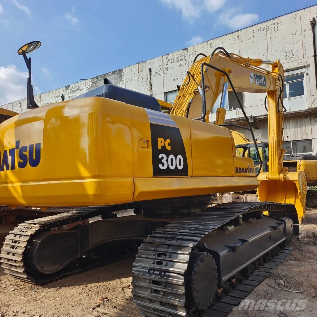 Komatsu PC 300-7 Excavadoras de cadenas