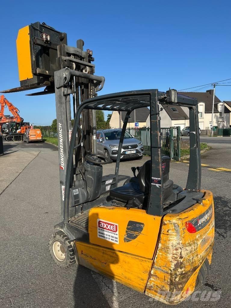 Jungheinrich EFG218 Carretillas de horquilla eléctrica