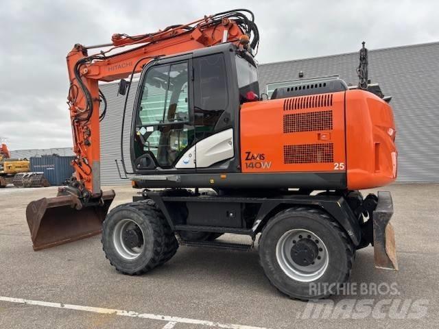 Hitachi ZX 140 W-5 Excavadoras de ruedas