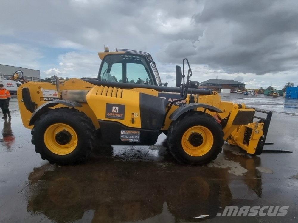 JCB 535 V 125 Carretillas telescópicas