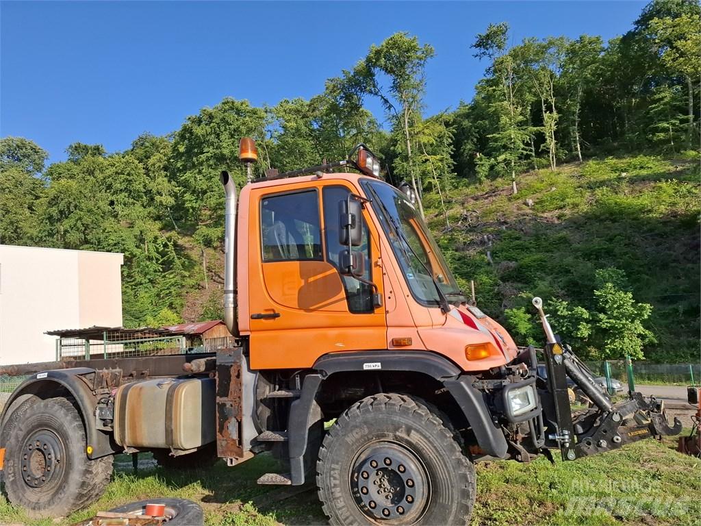 Unimog U500 Maquinaria para servicios públicos