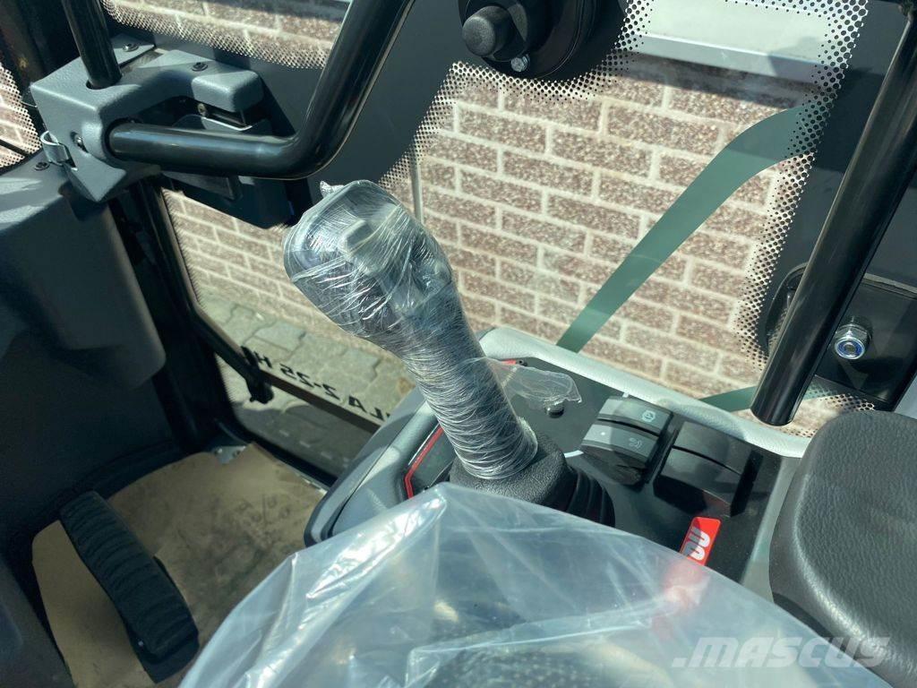 Manitou MLA2-25 Cargadoras sobre ruedas