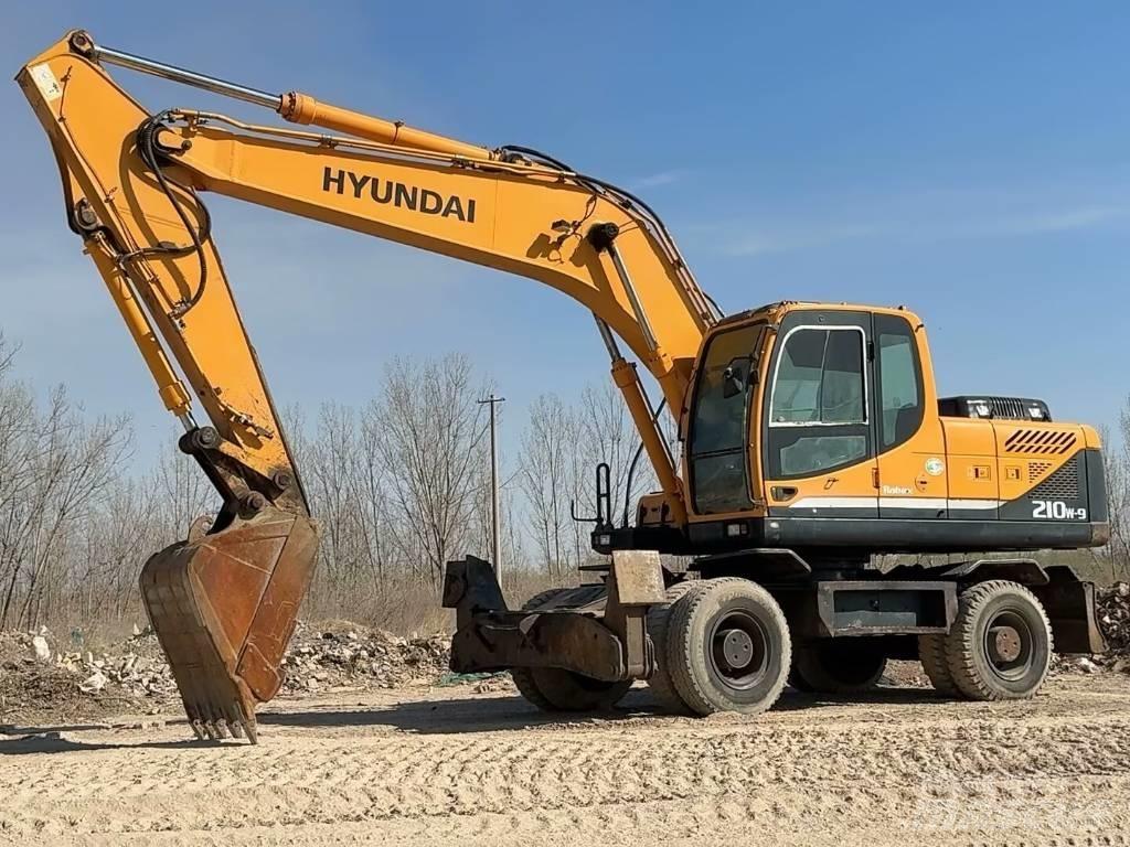 Hyundai R210W-9 Excavadoras de ruedas