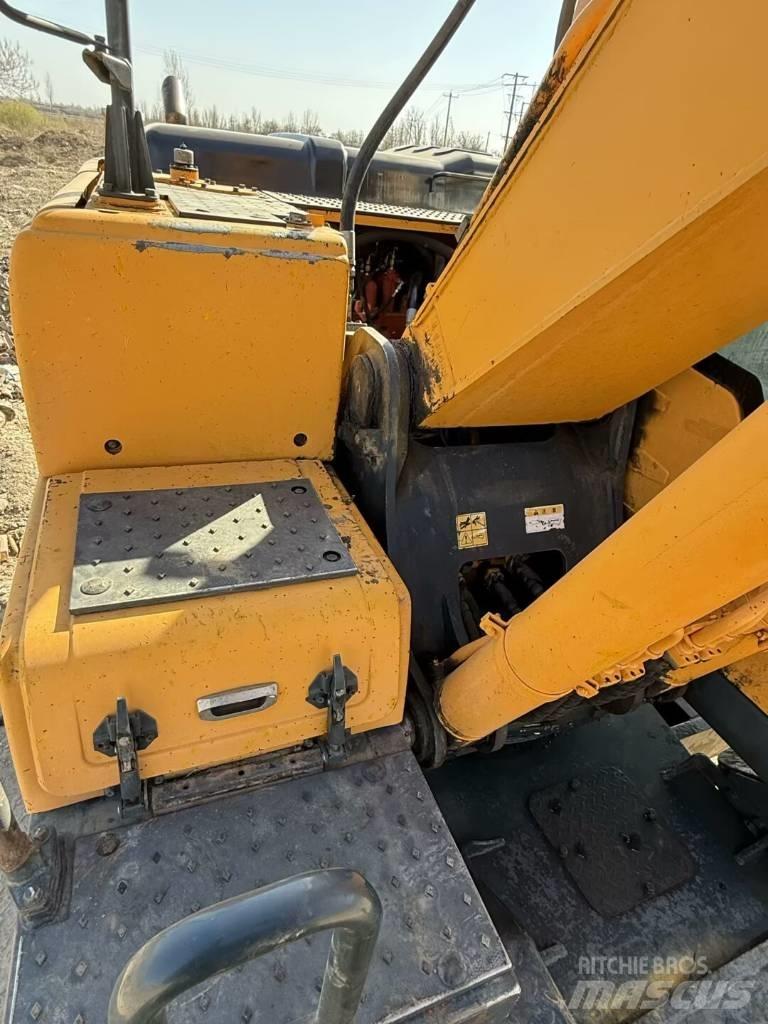 Hyundai R210W-9 Excavadoras de ruedas