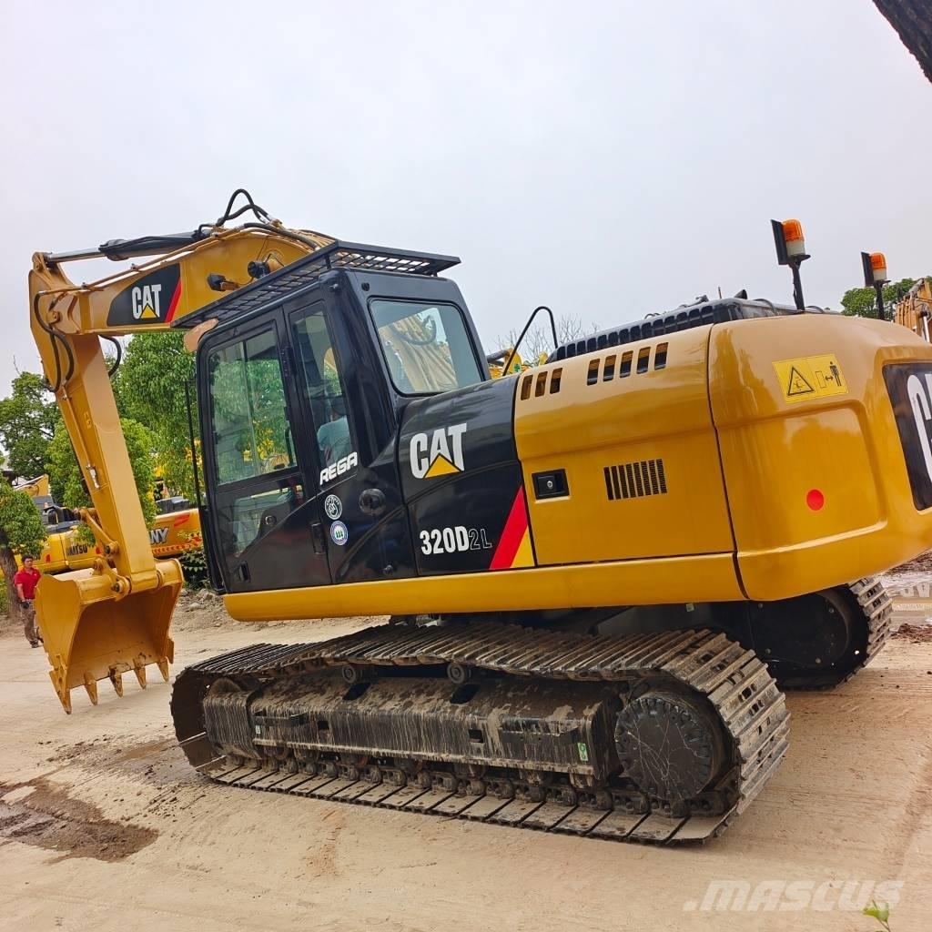 CAT 320 D2L Excavadoras de cadenas