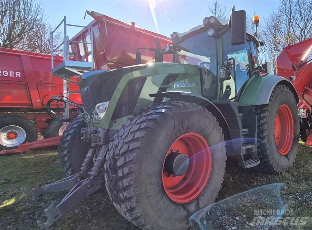Fendt 828 Vario Tractores