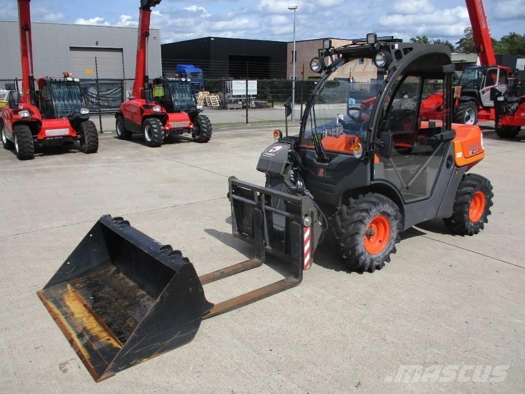 Ausa T144 H X4 (071) Carretillas telescópicas