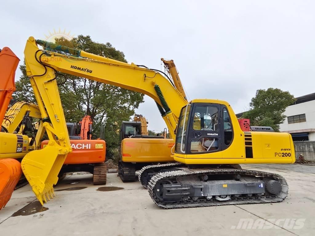 Komatsu PC 200-6 Excavadoras de cadenas