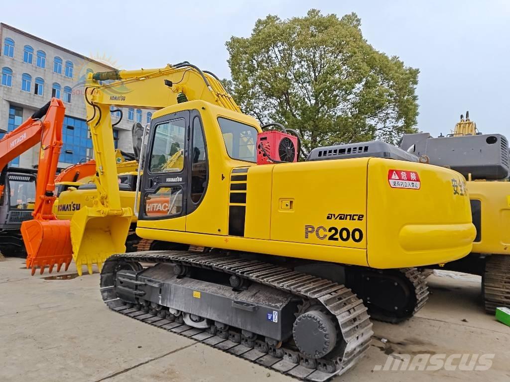 Komatsu PC 200-6 Excavadoras de cadenas
