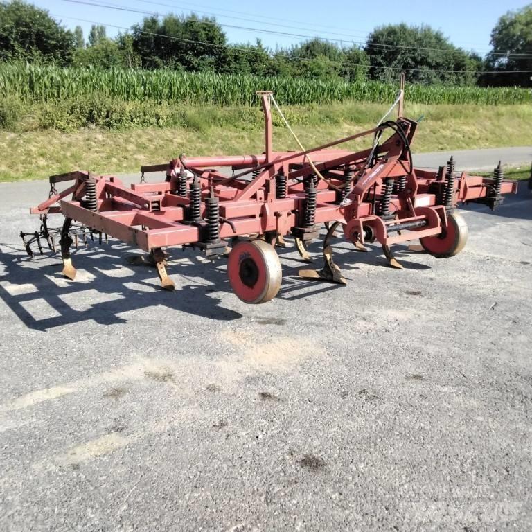 Quivogne CH13V Cultivadores