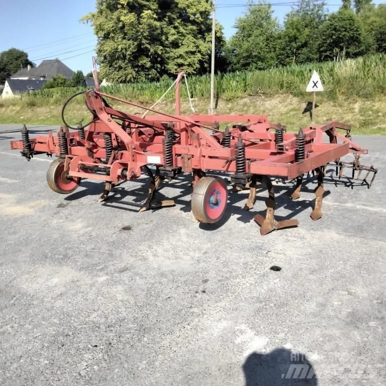 Quivogne CH13V Cultivadores