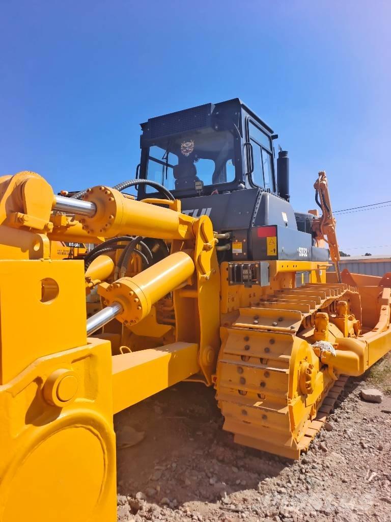 Shantui SD32 Buldozer sobre oruga