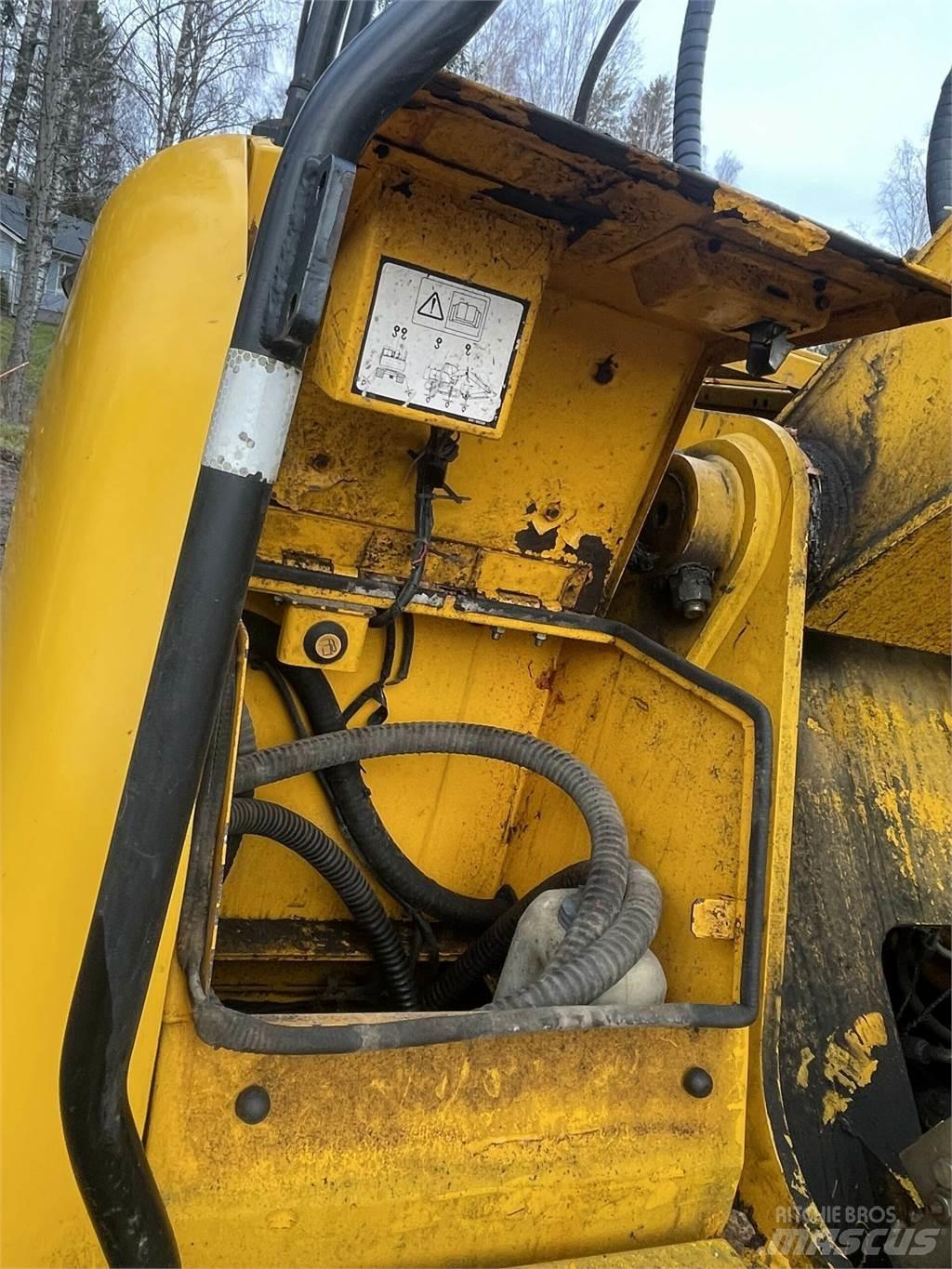 JCB JS 200 LC Excavadoras de cadenas