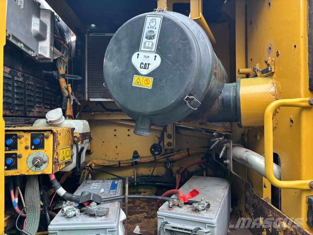 CAT 330 D L Excavadoras de cadenas