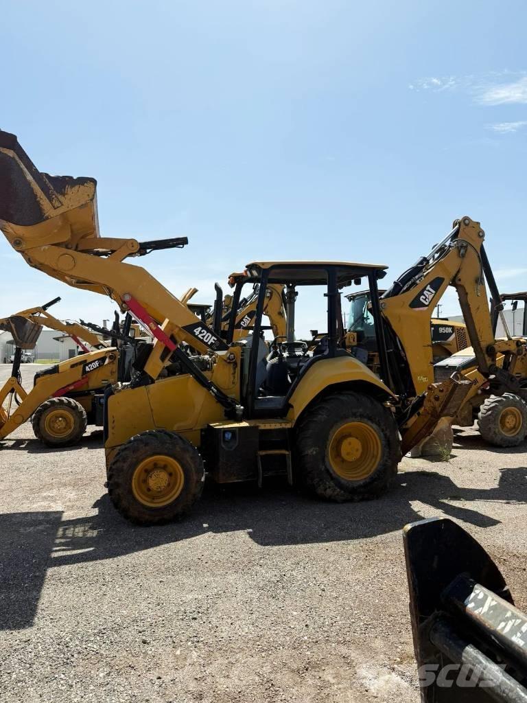CAT 420 F Retrocargadoras