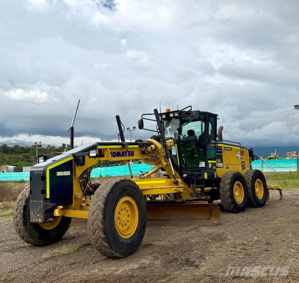 Komatsu GD555-5 Motoniveladoras
