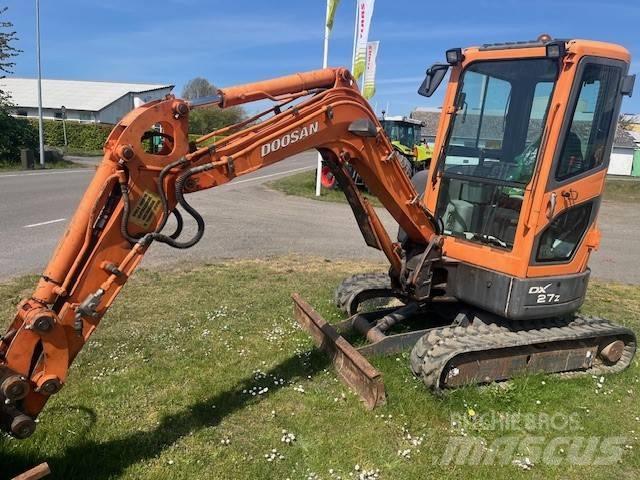 Doosan DX 27 Z Mini excavadoras < 7t