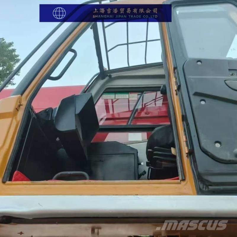 Sany STC 800 Grúas todo terreno